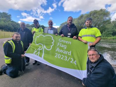 Celebrating the city’s Green Flag Awards success in Fowlers Park are (LtR) Martin Hobson, lead ranger; Kameron Paul, ranger; Nigel Slack, grounds maintenance; Councillor Craig Collingswood, cabinet member for environment and climate change; Lee Hawkins, technical officer; Ryan Poole, grounds maintenance and Stuart Sharman, ranger