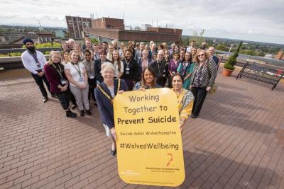 Mayor of Wolverhampton Councillor Claire Darke, who has made the Wolverhampton Suicide Prevention Stakeholder Forum one of her chosen charities for her year in office, joined members of the forum on World Suicide Prevention Day