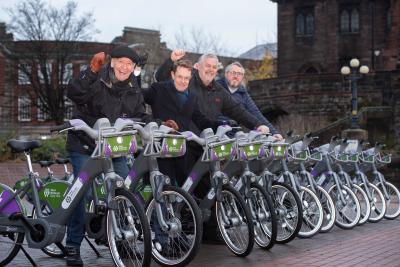 At the regional launch of the eBikes hire scheme are Wolverhampton’s Cycling Ambassador Hugh Porter MBE, Mayor of the West Midlands Andy Street, Leader of Wolverhampton Council Cllr Ian Brookfield and West Midlands Cycling and Walking Commissioner Adam Tranter