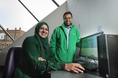 (L-R): Councillor Obaida Ahmed, City of Wolverhampton Council Cabinet Member for Digital City, and Bashir Ahmed, City Manager for Wolverhampton at CityFibre, at Wednesfield Library